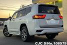 Toyota Land Cruiser in Pearl for Sale Image 1