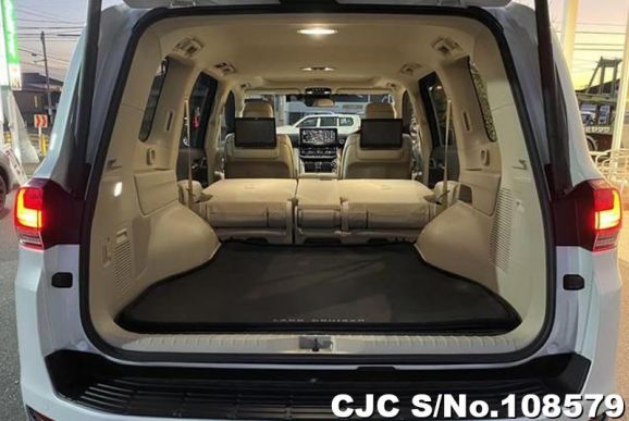 Toyota Land Cruiser in Pearl for Sale Image 8