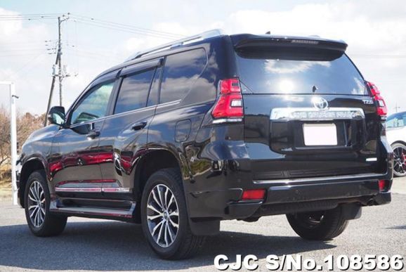 Toyota Land Cruiser Prado in Black for Sale Image 1