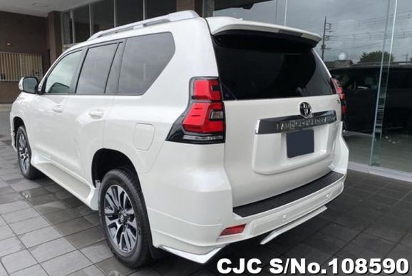 Toyota Land Cruiser Prado in Pearl for Sale Image 1