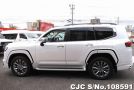 Toyota Land Cruiser in Pearl for Sale Image 7