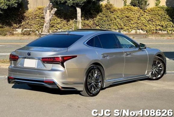 Lexus LS500H in Silver for Sale Image 2