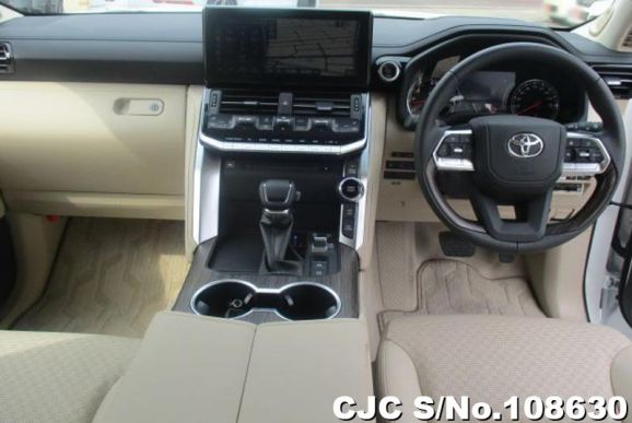 Toyota Land Cruiser in Pearl for Sale Image 6