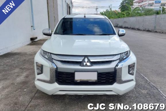 Mitsubishi Triton in White for Sale Image 1