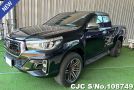 Toyota Hilux in Black for Sale Image 3