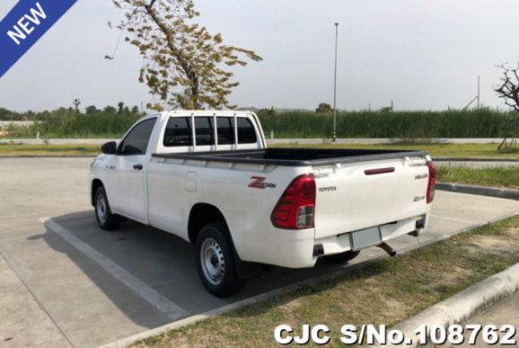 Toyota Hilux in White for Sale Image 1