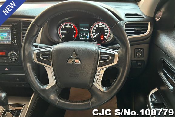 Mitsubishi Triton in Gray for Sale Image 9