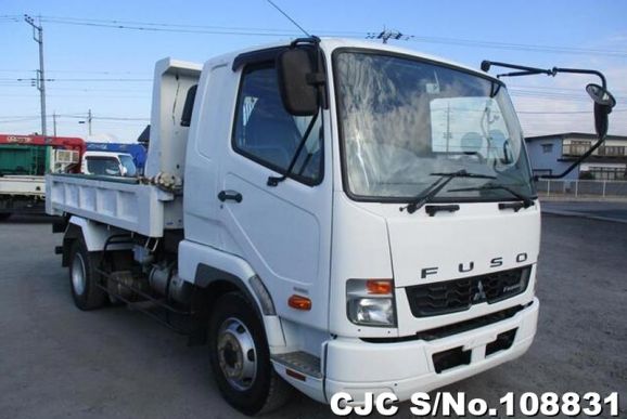 Mitsubishi Fuso Fighter in White for Sale Image 2