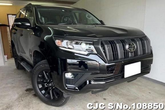 Toyota Land Cruiser Prado in Black for Sale Image 0