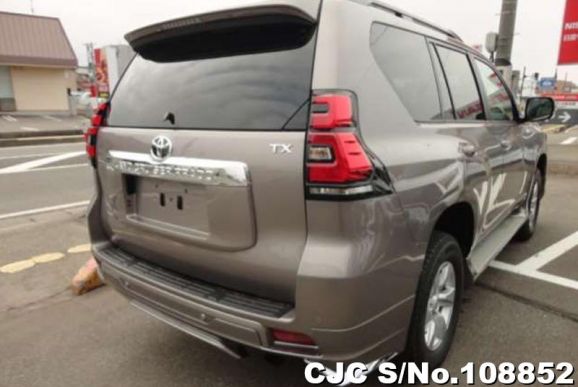 Toyota Land Cruiser Prado in Brown for Sale Image 1