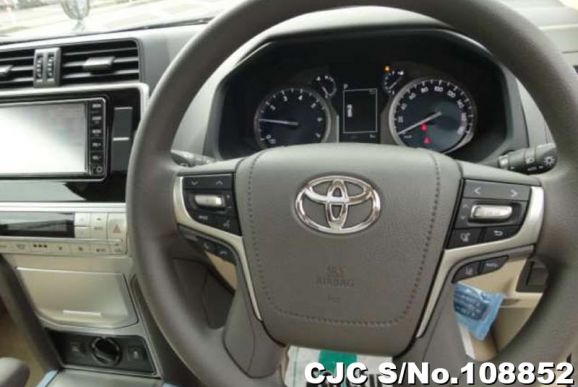 Toyota Land Cruiser Prado in Brown for Sale Image 6