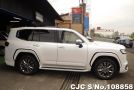 Toyota Land Cruiser in Pearl for Sale Image 6