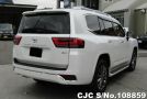 Toyota Land Cruiser in Pearl for Sale Image 1