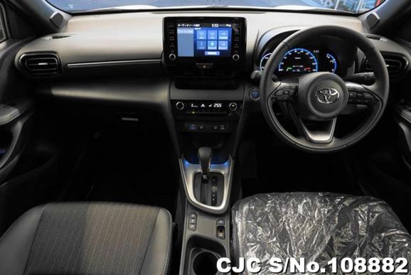 Toyota Yaris Cross in Pearl for Sale Image 10