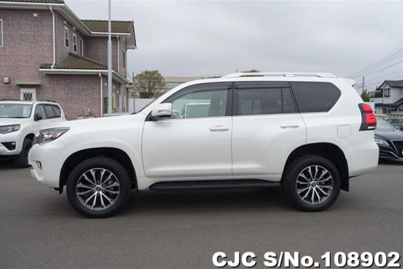 Toyota Land Cruiser Prado in Pearl for Sale Image 4