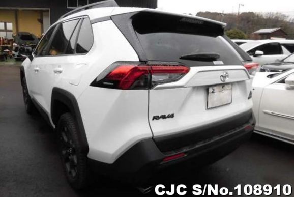 Toyota Rav4 in Pearl for Sale Image 1