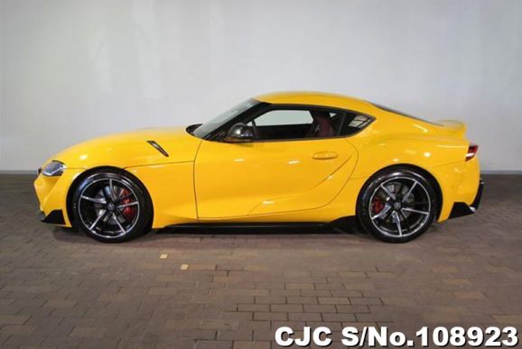 Toyota Supra in Yellow for Sale Image 5