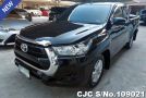 Toyota Hilux in Black for Sale Image 3