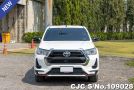 Toyota Hilux in White for Sale Image 4