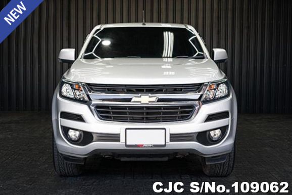 Chevrolet Colorado in Silver for Sale Image 4