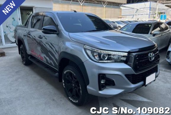 Toyota Hilux in Gray for Sale Image 0