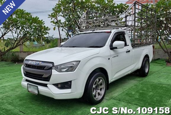 Isuzu D-Max in White for Sale Image 3