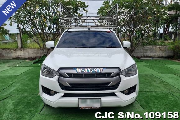 Isuzu D-Max in White for Sale Image 4