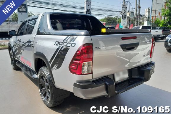 Toyota Hilux in Silver for Sale Image 1