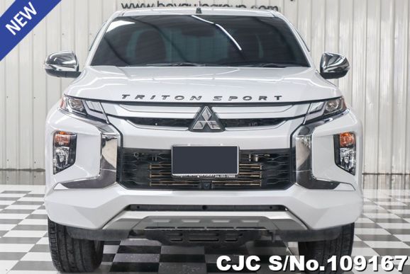 Mitsubishi Triton in White for Sale Image 4