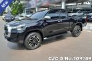 Toyota Hilux in Black for Sale Image 3