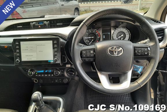 Toyota Hilux in Black for Sale Image 14