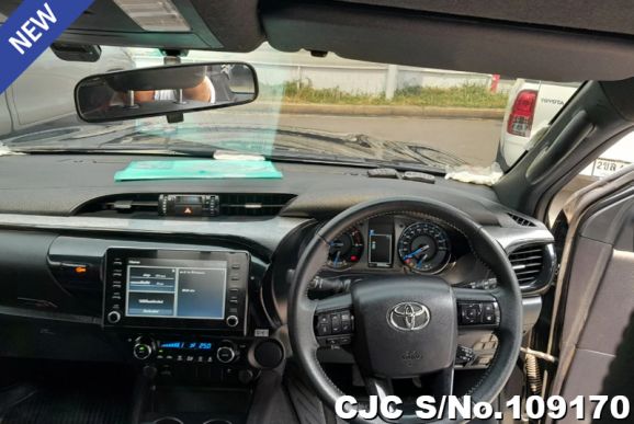 Toyota Hilux in Black for Sale Image 7