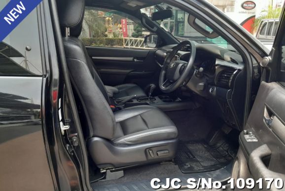 Toyota Hilux in Black for Sale Image 8