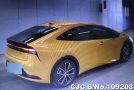 Toyota Prius in Yellow for Sale Image 2