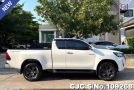 Toyota Hilux in White for Sale Image 4