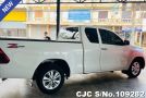 Toyota Hilux in White for Sale Image 1