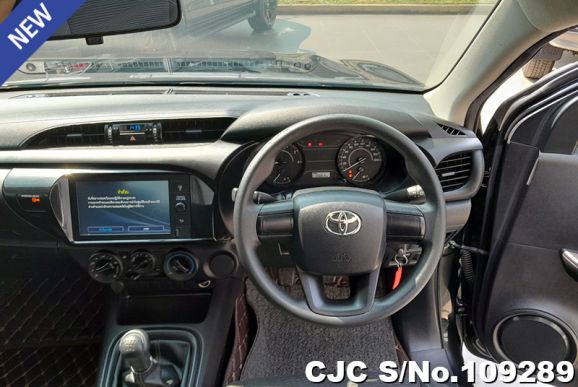 Toyota Hilux in Black for Sale Image 12