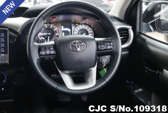 Toyota Hilux in Black for Sale Image 9