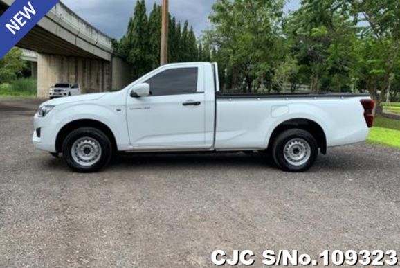 Isuzu D-Max in White for Sale Image 5