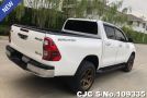 Toyota Hilux in White for Sale Image 2