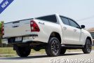 Toyota Hilux in White for Sale Image 2