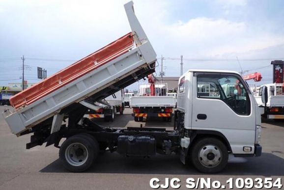 Isuzu Elf in White for Sale Image 1