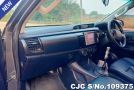 Toyota Hilux in Gray for Sale Image 11