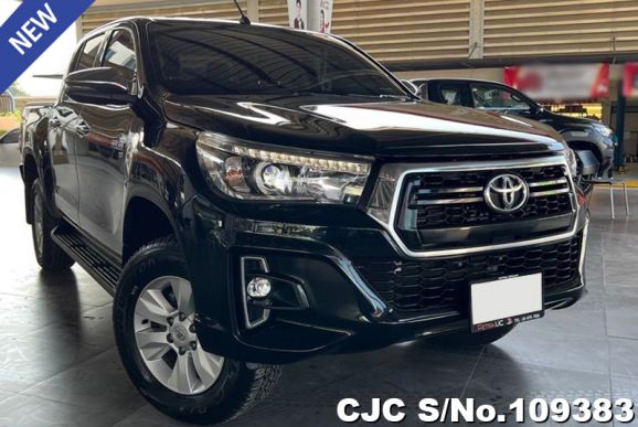 Toyota Hilux in Black for Sale Image 0