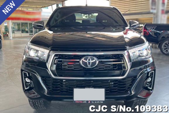 Toyota Hilux in Black for Sale Image 3