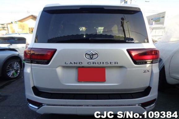 Toyota Land Cruiser in Pearl for Sale Image 5