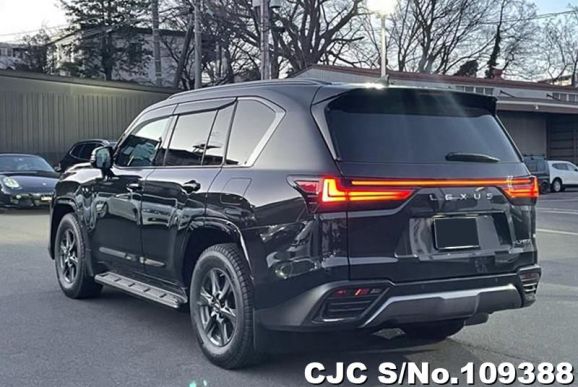 Lexus LX 600 in Black for Sale Image 1