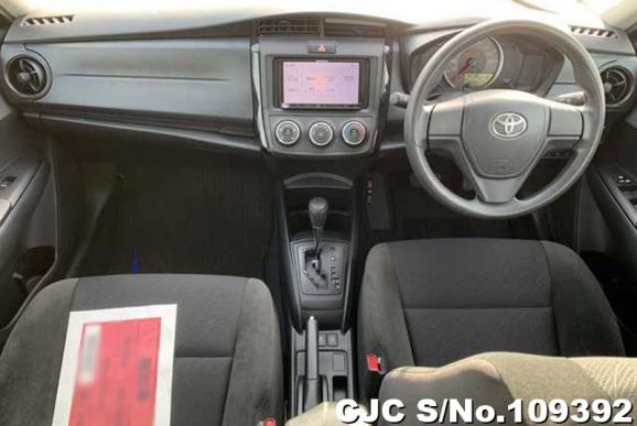 Toyota Corolla Axio in Silver for Sale Image 9