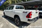 Toyota Hilux in White for Sale Image 1