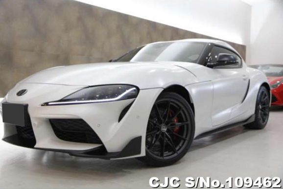 Toyota Supra in White for Sale Image 3